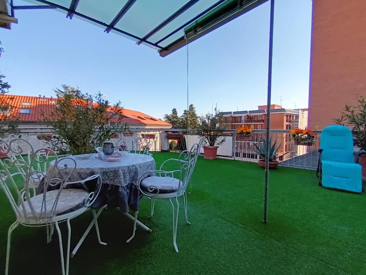 세레뇨 Terrazzo In Centro 아파트 외부 사진